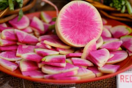 Последнее время всё больше огородников предпочитают выращивать гибриды