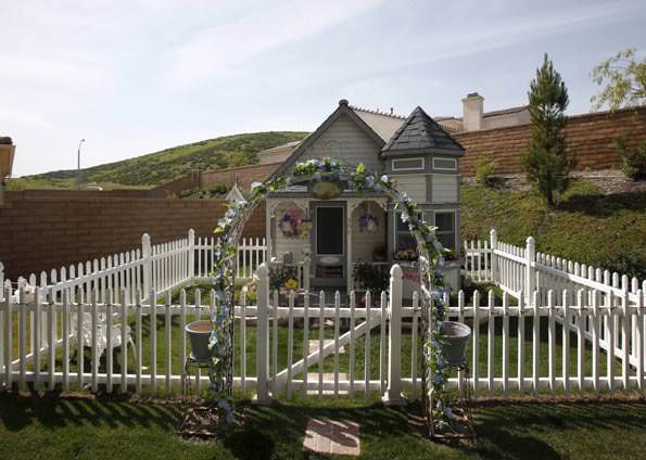 Будка для собаки – это целый дом