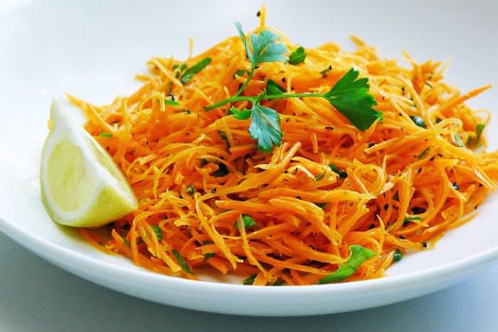 Салат по-корейски из тыквы придется по вкусу многим