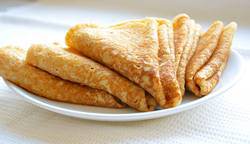 Любой человек хочет полакомиться вкусными блинами, но иногда некоторые заболевания не дают возможности испробовать наравне с другими стандартные рецепты