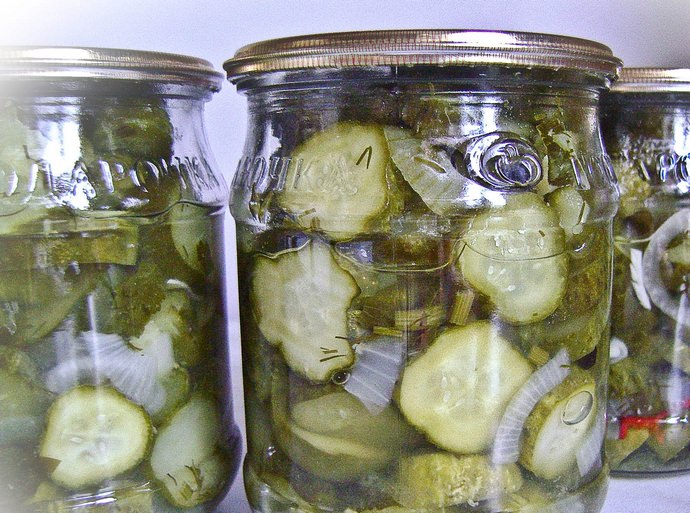 Такая заготовка отличается хрустящей структурой и интересными вкусовыми качествами