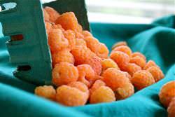 Желтая малина обладает многочисленными полезными свойствами