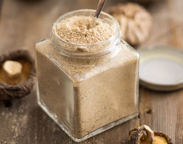 Правильно высушенные грибы являются отличным сырьём для приготовления очень ароматного грибного порошка