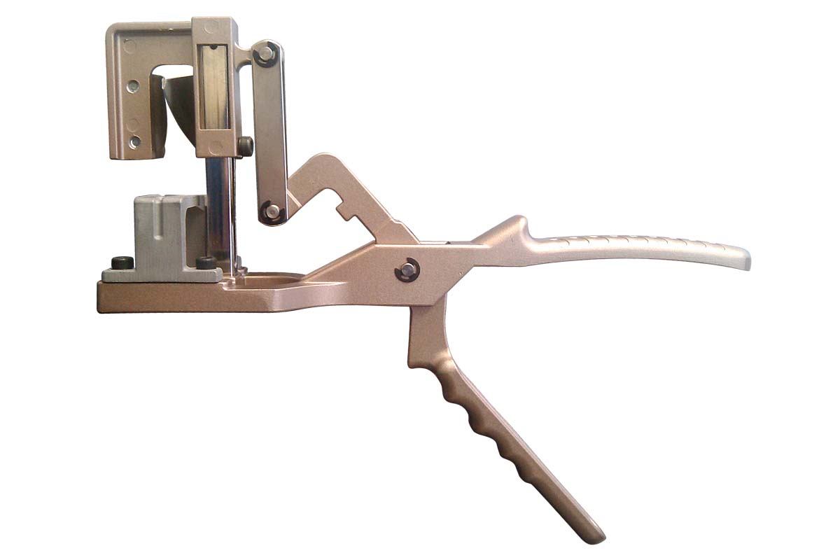 Не менее популярно изготовление так называемых прививочных тисков