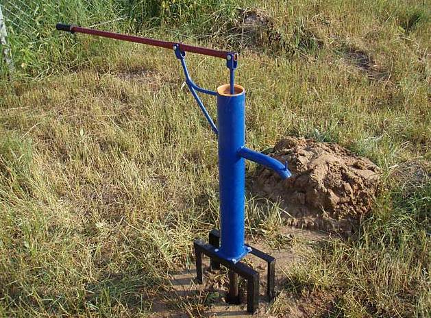 Абиссинский колодец обладает рядом преимуществ и некоторыми недостатками