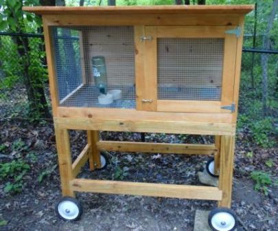 Как легко сделать дровник из крольчатника, который не используется?