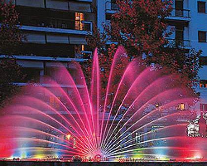 Безусловно, сначала учитываем эстетическую составляющую, мы ведь хотим красивый и оригинальный фонтан