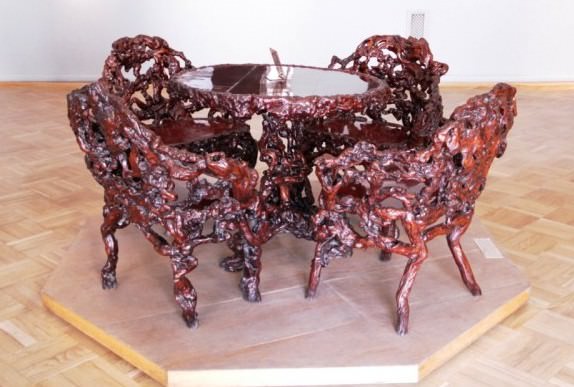 Мебель из корней: сказочная красота