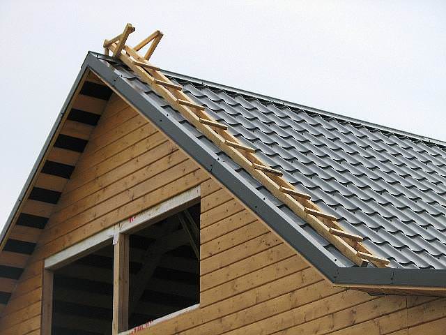 Красивая краска не только облагородит внешний вид, но и защитит от атмосферных воздействий