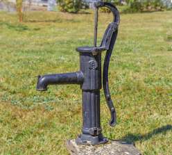 Абиссинский колодец – однин из наиболее бюджетных вариантов неглубокой скважины