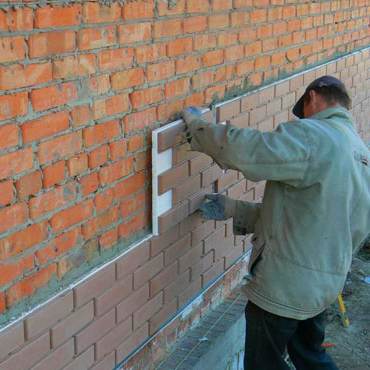 Качественная отделка стен дачного дома с одновременным утеплением