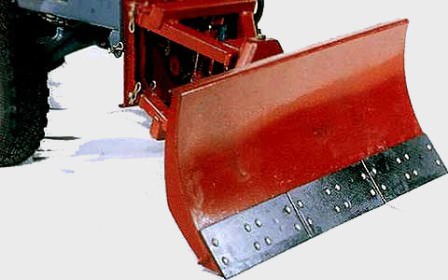 Отвал для дачного мини-трактора — незаменимое навесное оборудование!