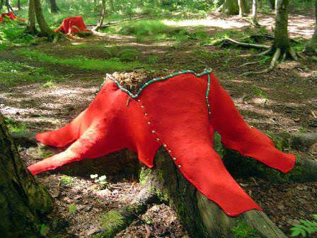 Можно даже "одеть" старые пни для определения какой-то границы