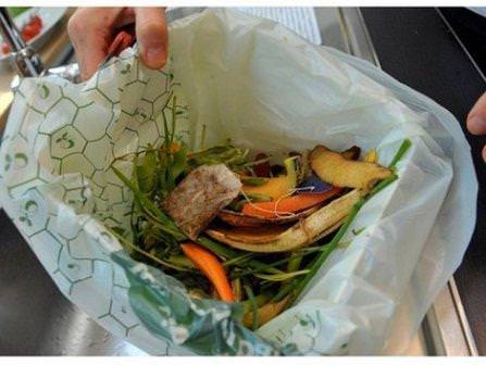 На даче можно с пользой применить очень многое, и даже растительные остатки