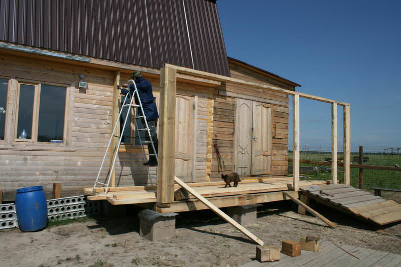 Ремонтирует и утепляем веранду на даче своими руками
