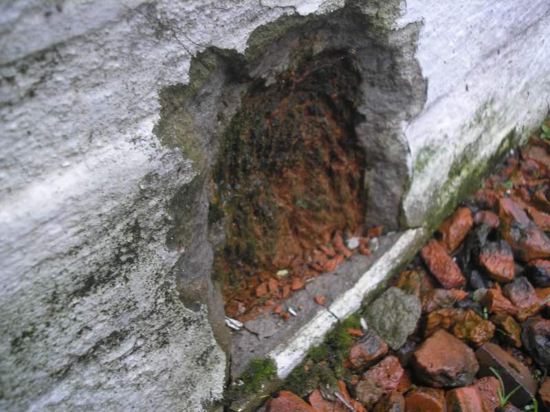 Ремонт фундамента дачного дома — один из самых важных процессов