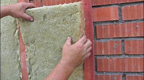 Ремонт и утепление стен дачного дома своими руками: быстро, несложно и довольно недорого