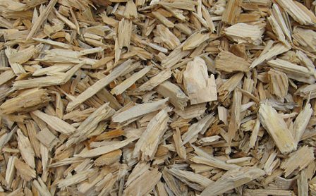 Сыпучие материалы для дачного участка: щепа, дробленка, опилки