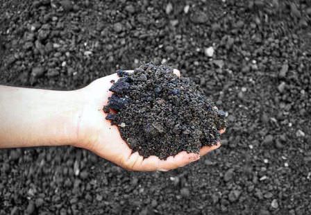 Подходит для разнообразных дачных работ и асфальтная крошка