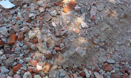 Строительный мусор на даче может быть крайне полезен