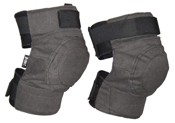 С наколенниками работа в огороде становится проще!