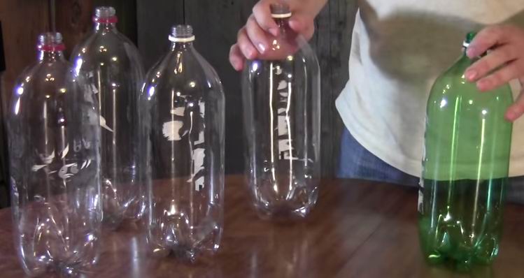 Теплица из пластиковых бутылок своими руками