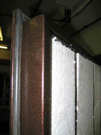 Правильно и качественное утепление металлической двери дачного дома для повышения энергосбережения