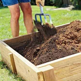 «Умные грядки» по Курдюмову должны быть огорожены камнями или досками
