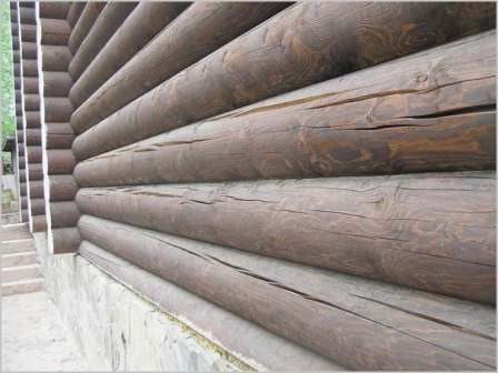 Качественная огнезащита должна быть применена и к деревянным постройкам