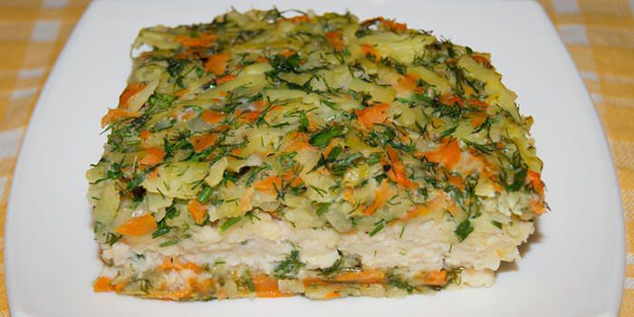 Запеканка с минтаем красиво выглядит и просто готовится