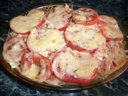 Запеканка с помидорами и сыром имеет много разных вариантов приготовления