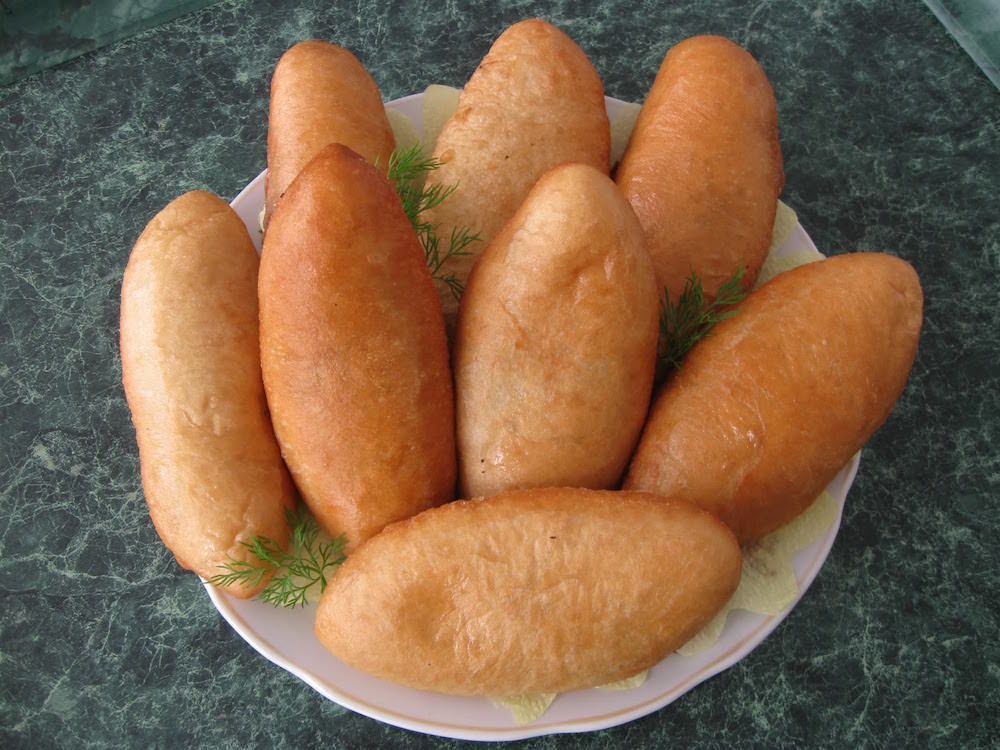 Пирожки хорошо пойдут с чаем или какао