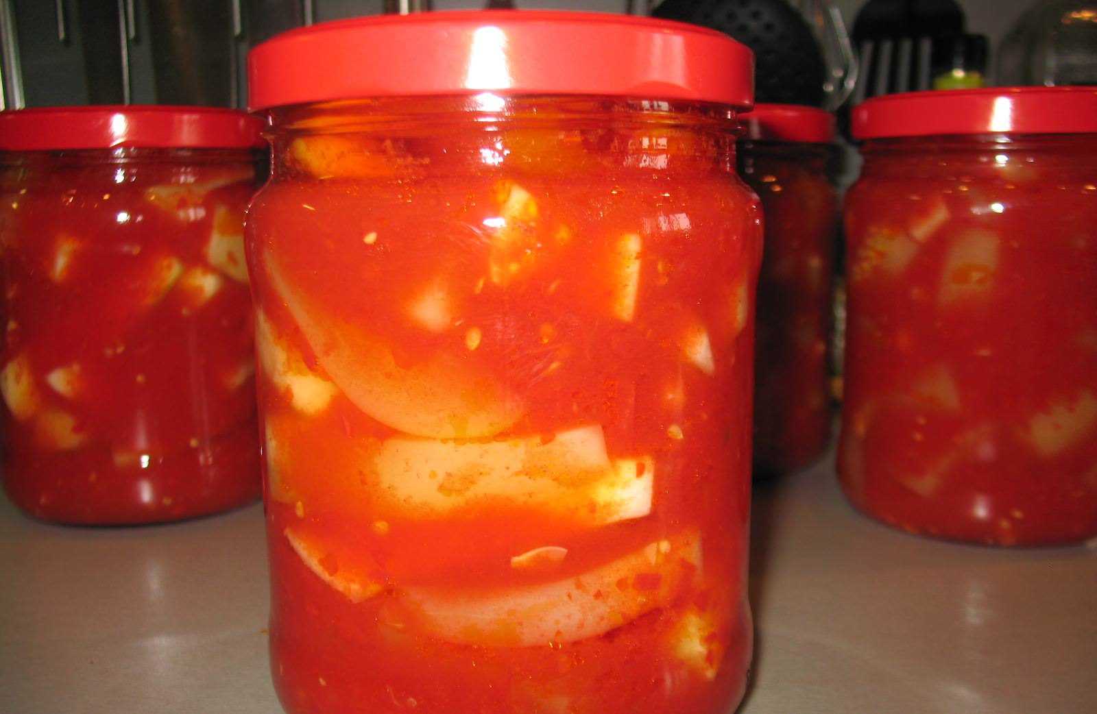 Этот рецепт подойдет тем, кто не любит долго возиться с заготовками