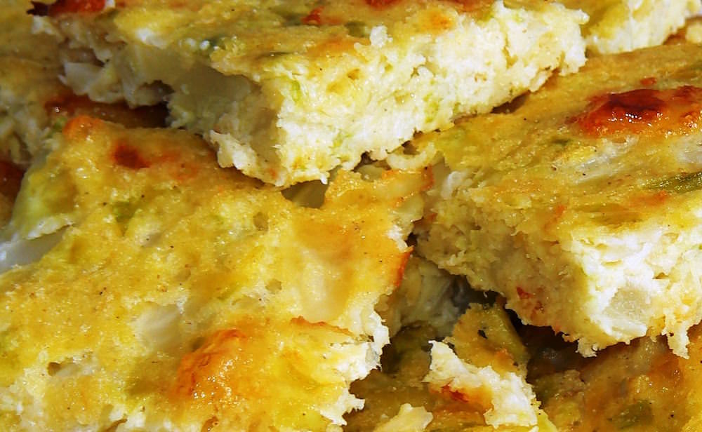 Творог и сыр в запеканке отлично дополняют друг друга