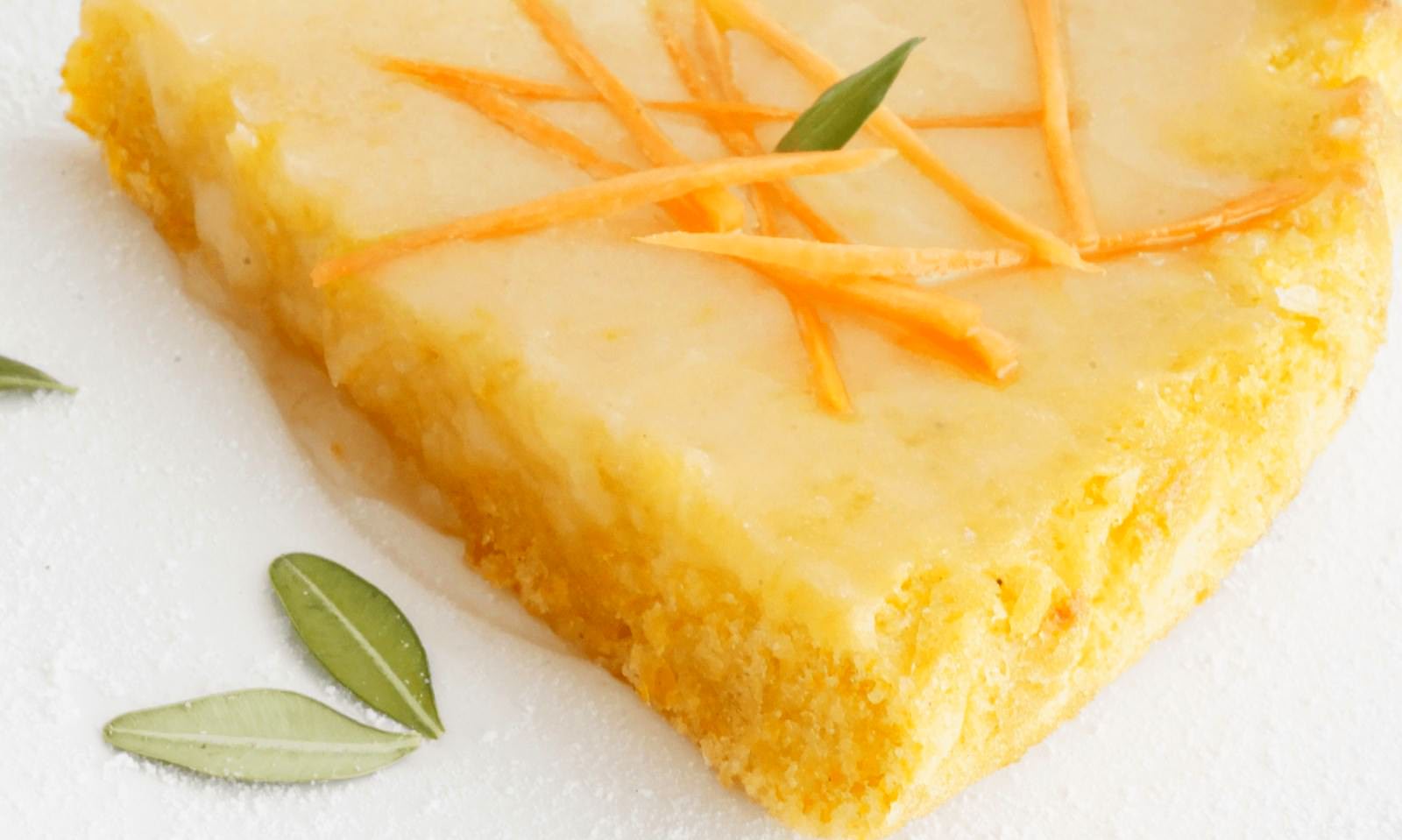 Апельсиновая глазурь придает дополнительный аромат и вкус