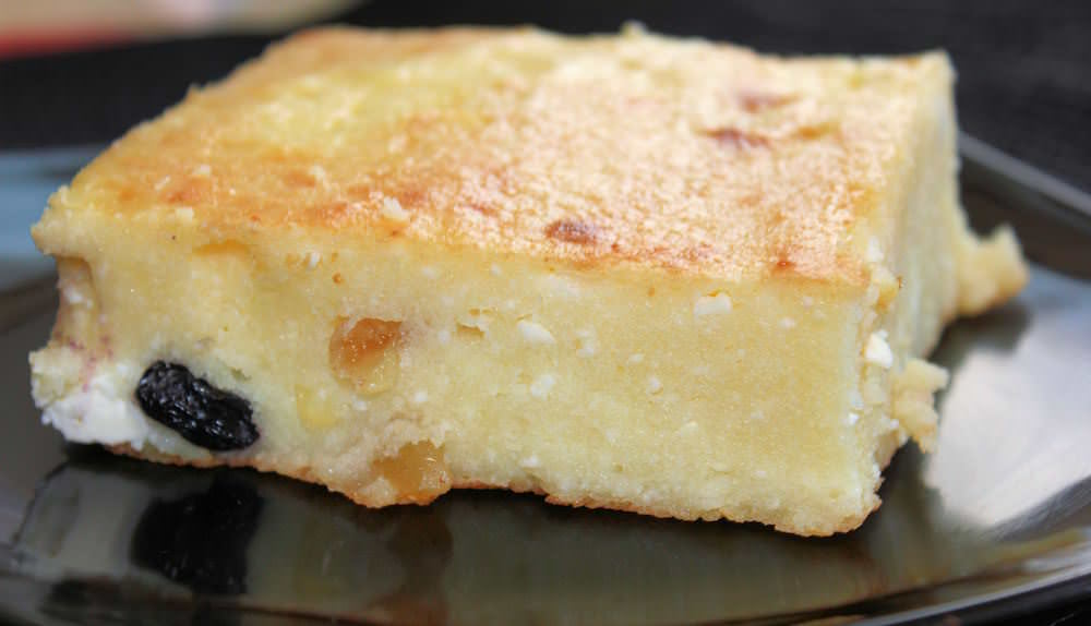 С сухофруктами запеканка будет еще полезнее