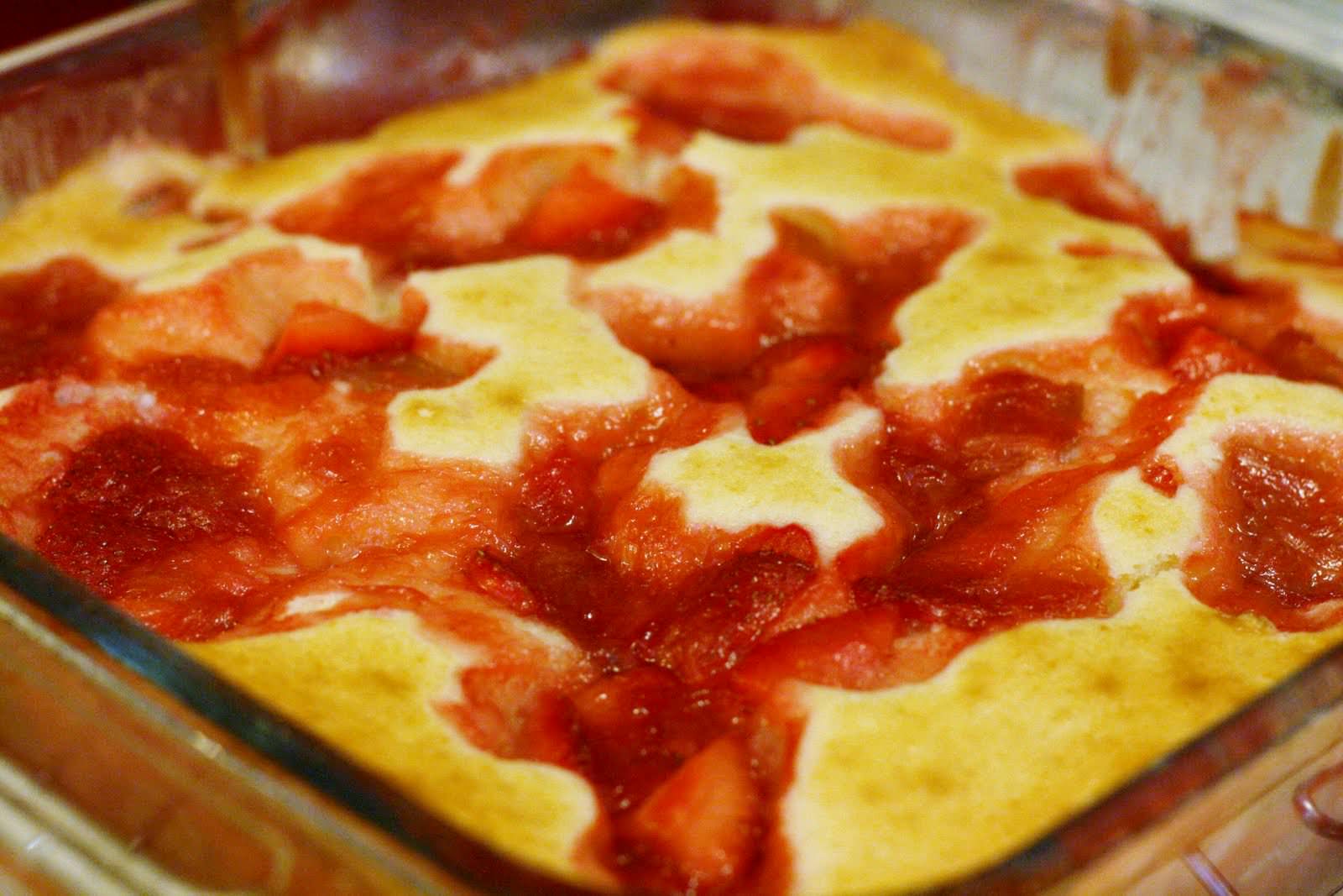 Вместо свежей клубники можно использовать клубничное варенье