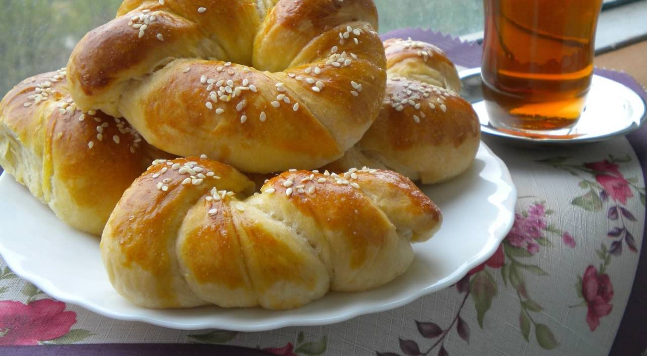 Слоеные булочки с кунжутом на вкус просто прекрасны