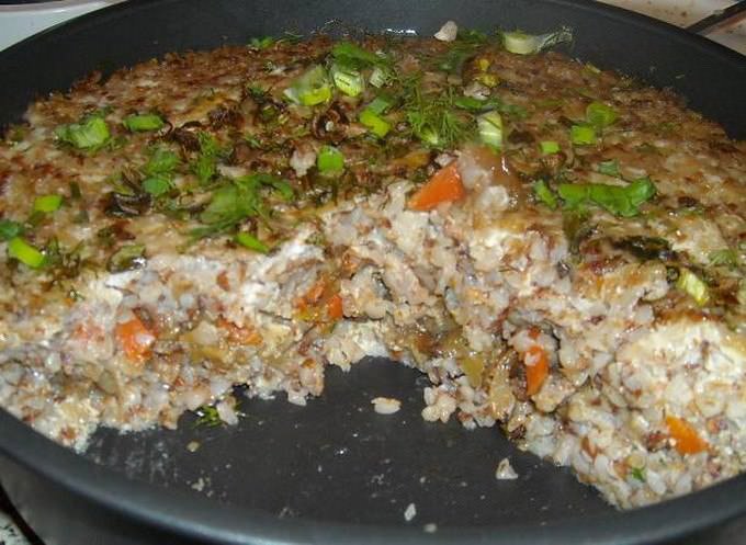Для тех, кто на диете или не использует в своем рационе мясные продукты, подойдет запеканка с овощами