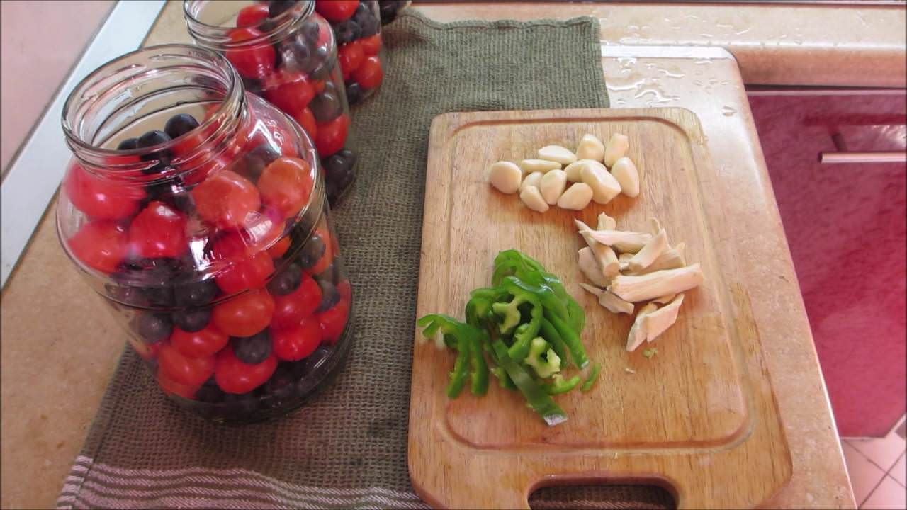 Вкус таких томатов просто потрясающий – ароматный, яркий