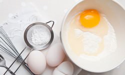 Заменить основные продукты в выпечке не представляется сложным, если знать, какие ингредиенты подойдут