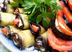 Разработано большое количество рецептов, при помощи которых выполняют на зиму заготовку Тещин язык