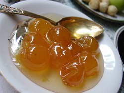 Из алычи можно приготовить потрясающую интересную консервацию на зиму