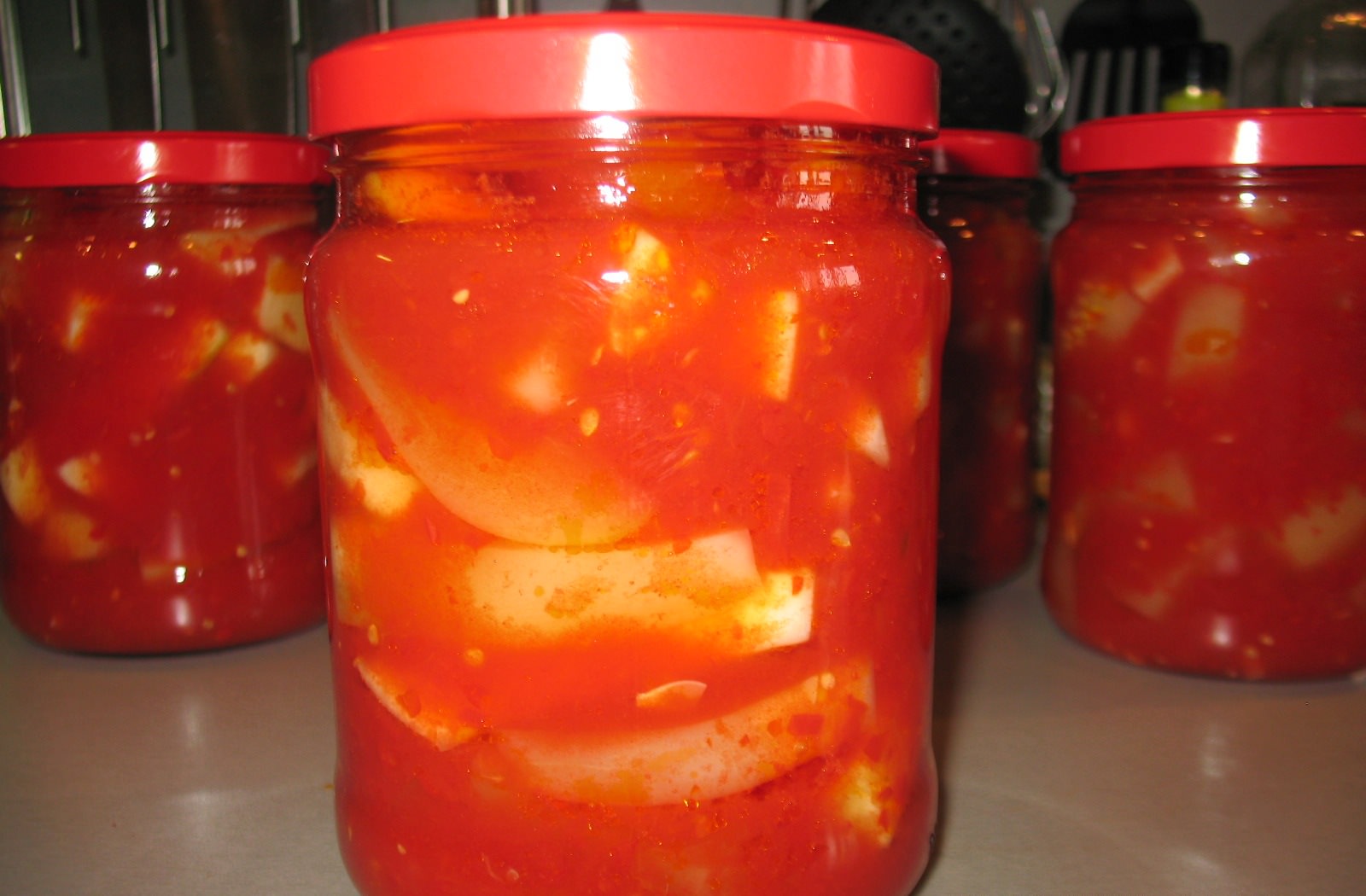 Заготовка получается очень вкусной и ароматной