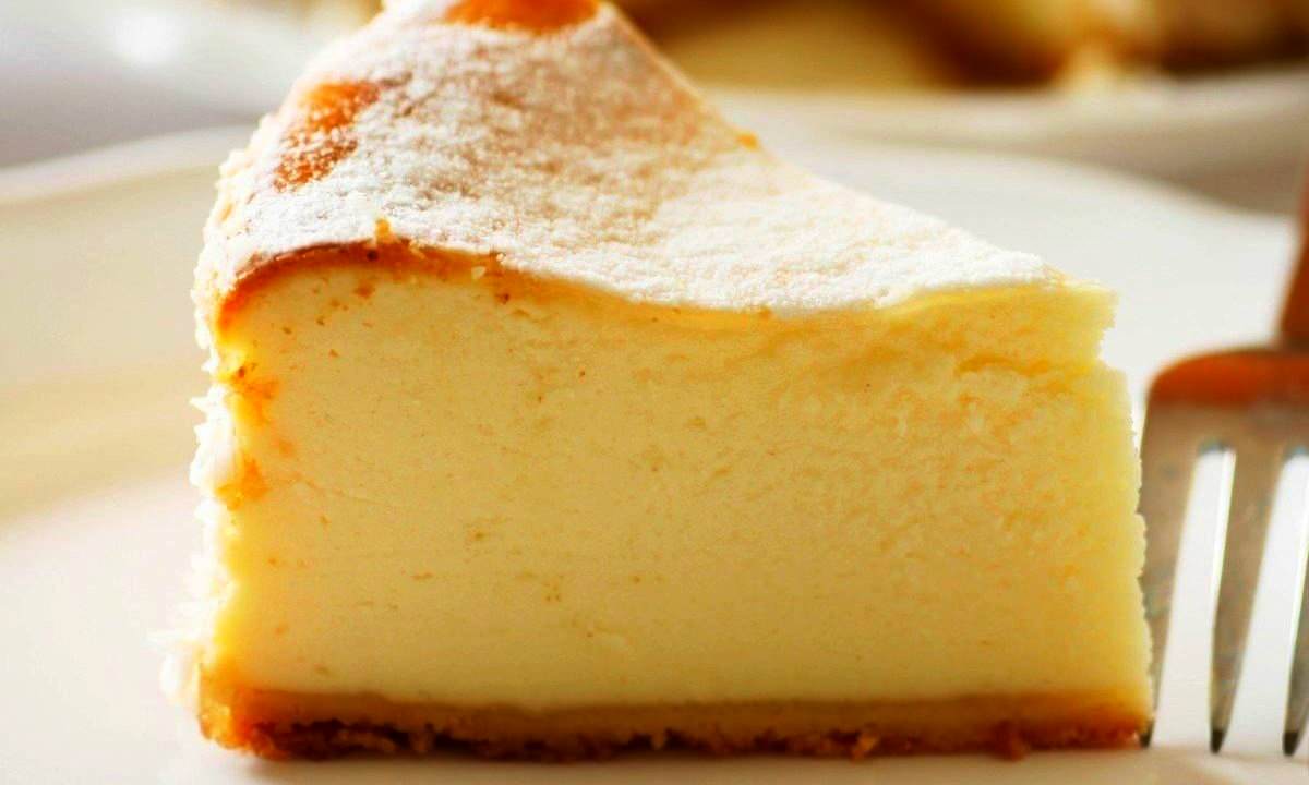 Это еще один вариант классической запеканки, только готовится она в мультиварке