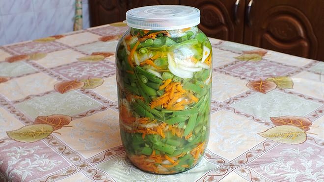 Заготовка получается не только вкусной, но и красивой